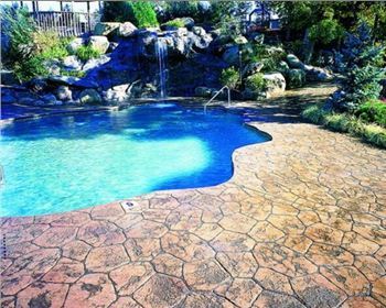 讲解关于成都透水地坪的七大性能特点