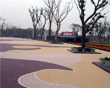 讲解关于成都透水地坪砖铺装施工工艺