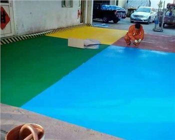 克初建筑工程谈什么是成都彩色地坪?